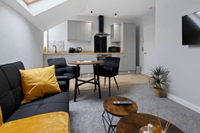 Modern Apartment Free Off Road Parking King Room Suite 10